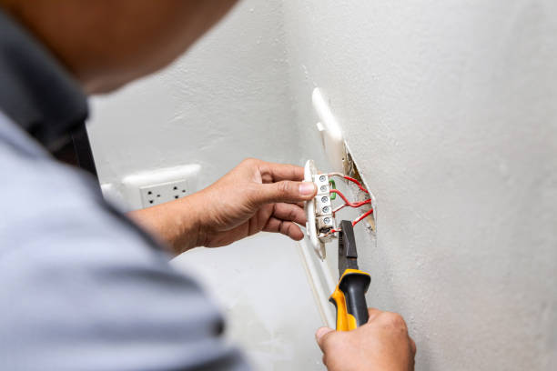 Best Affordable Emergency Electrician  in Westminster, TX